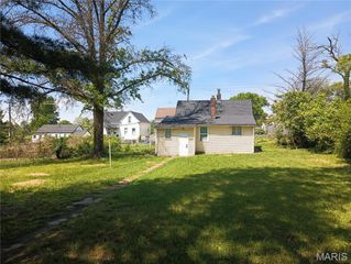 8539 Robin Avenue, St Louis, MO 63147