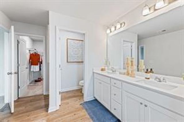 5161 Sidney Square Drive, Flowery Branch, GA 30542