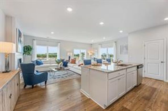 5161 Sidney Square Drive, Flowery Branch, GA 30542