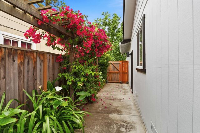 545 E Arques Avenue, Sunnyvale, CA 94085