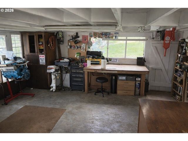 67623 E BAY Rd, North Bend, OR 97459