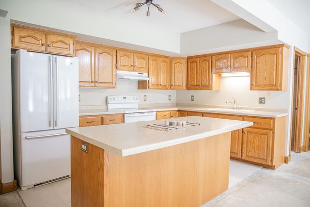 3273 Grand View Lane SW, Byron, MN 55920