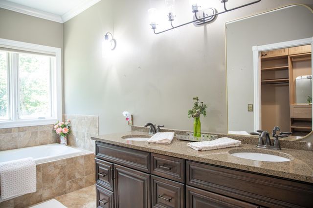 3273 Grand View Lane SW, Byron, MN 55920
