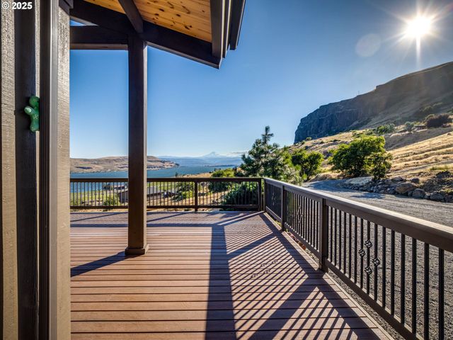 8919 Hwy 14, Wishram, WA 98673