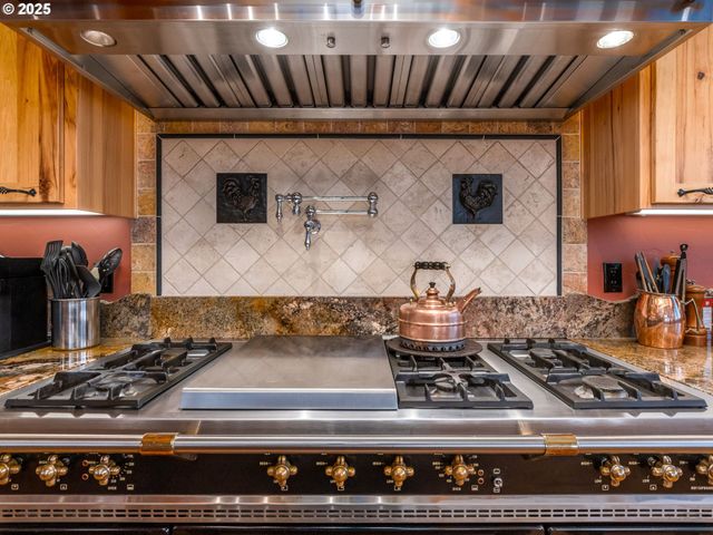 8919 Hwy 14, Wishram, WA 98673