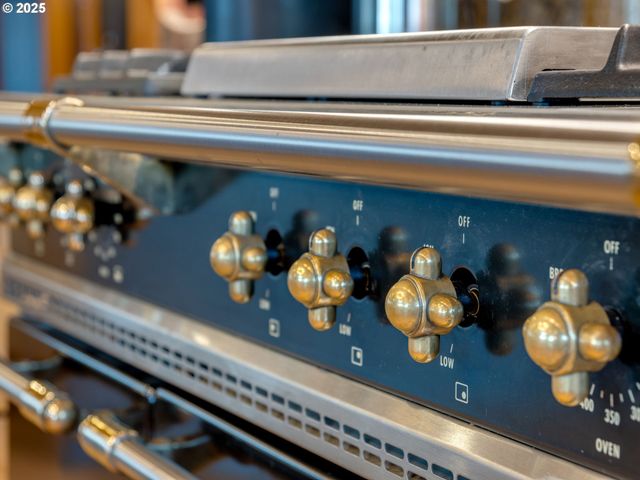 8919 Hwy 14, Wishram, WA 98673