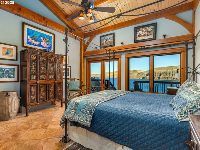 8919 Hwy 14, Wishram, WA 98673