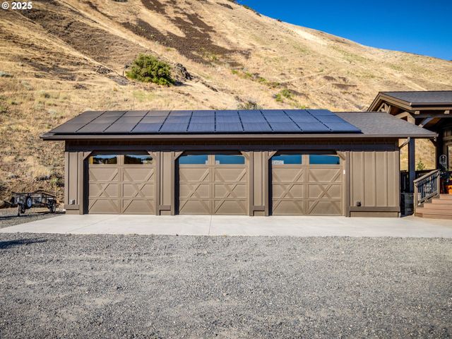 8919 Hwy 14, Wishram, WA 98673