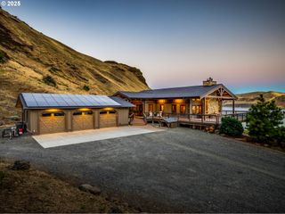 8919 Hwy 14, Wishram, WA 98673