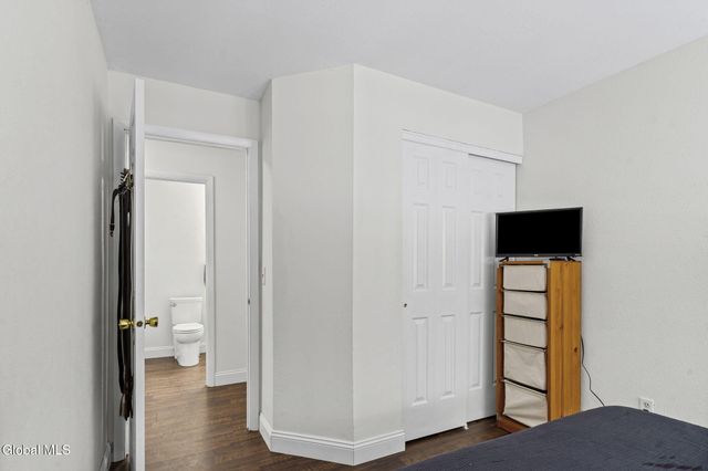 212 Monmouth Way, Clifton Park, NY 12065