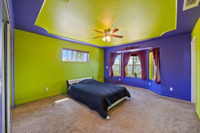 8009 Spring Valley Rd, Pollock Pines, CA 95726