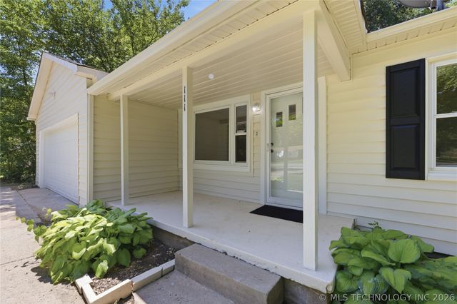 111 Irving Street, Pryor, OK 74361