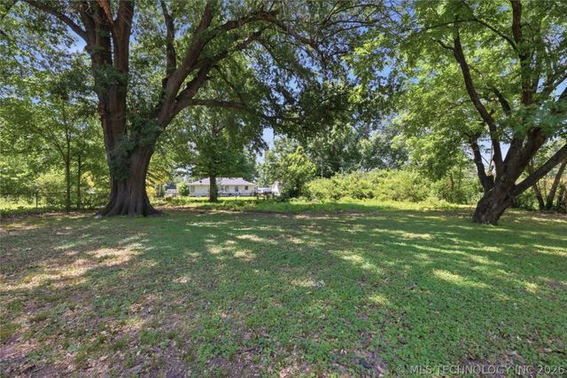 111 Irving Street, Pryor, OK 74361