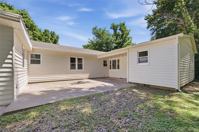 111 Irving Street, Pryor, OK 74361