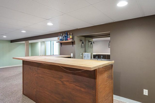415 S MIDPARK DRIVE, Appleton, WI 54915