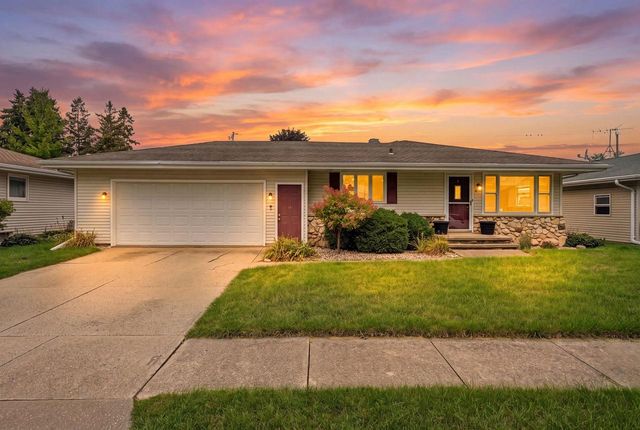 415 S MIDPARK DRIVE, Appleton, WI 54915