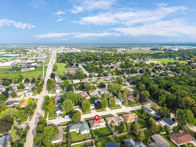415 S MIDPARK DRIVE, Appleton, WI 54915
