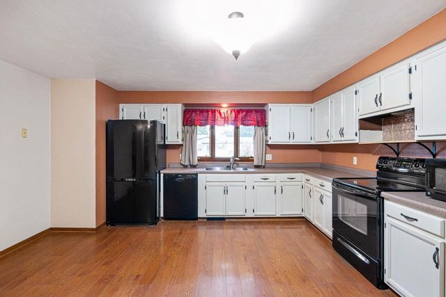 415 S MIDPARK DRIVE, Appleton, WI 54915