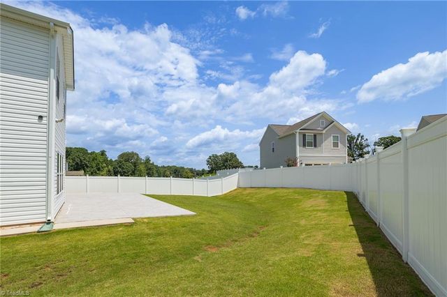 604 Florence Mill Lane, High Point, NC 27260