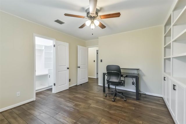 1210 Timber Lane, Rosenberg, TX 77471