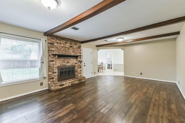 1210 Timber Lane, Rosenberg, TX 77471