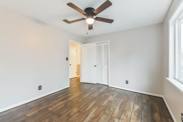 1210 Timber Lane, Rosenberg, TX 77471