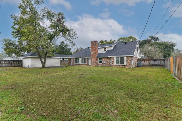 1210 Timber Lane, Rosenberg, TX 77471