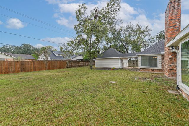 1210 Timber Lane, Rosenberg, TX 77471
