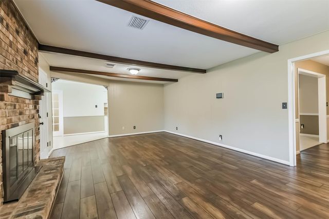 1210 Timber Lane, Rosenberg, TX 77471