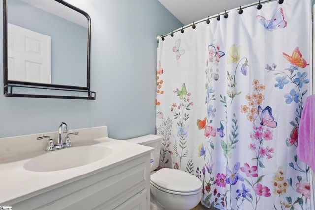 18 River Way, Greer, SC 29651