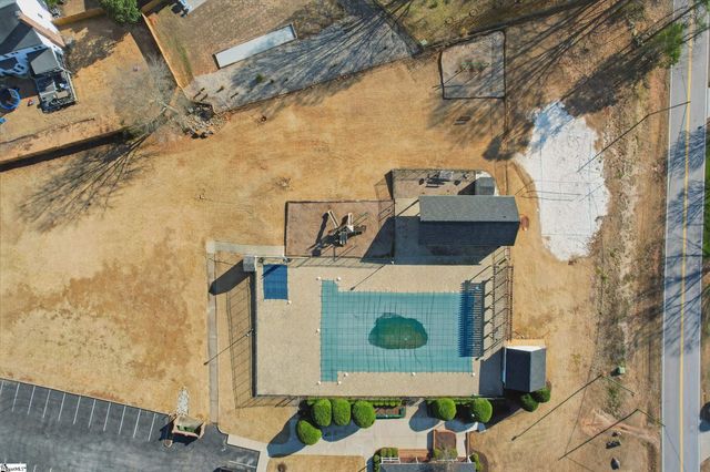 18 River Way, Greer, SC 29651