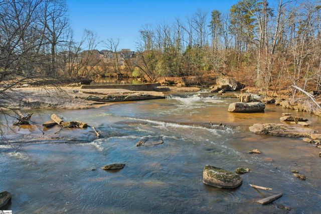 18 River Way, Greer, SC 29651