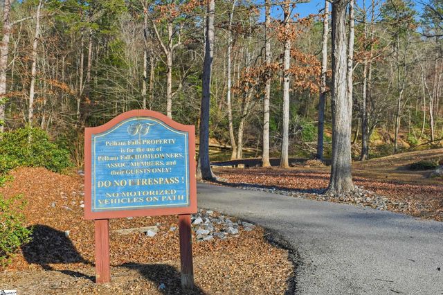 18 River Way, Greer, SC 29651