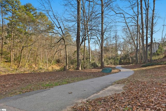 18 River Way, Greer, SC 29651