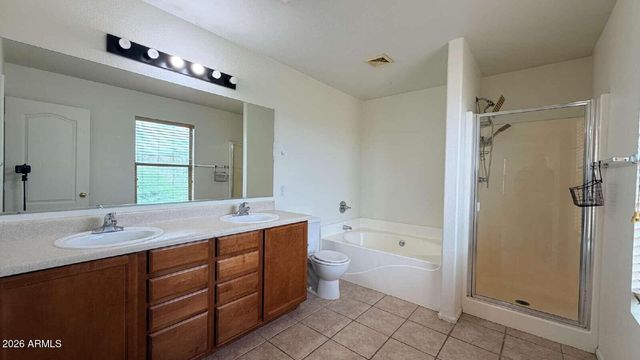571 E REFLECTION Place, Chandler, AZ 85286