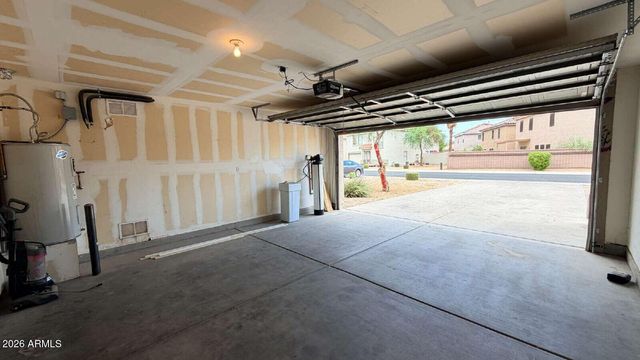 571 E REFLECTION Place, Chandler, AZ 85286