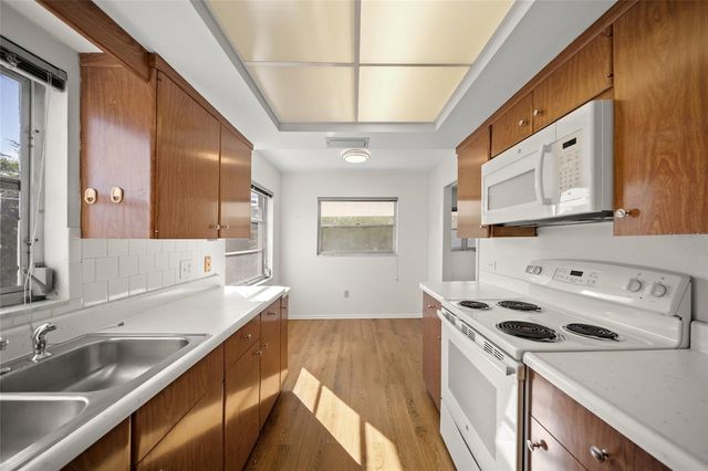 2507 BENEVA ROAD 10, Sarasota, FL 34232