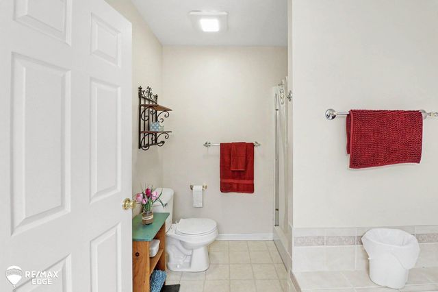 926 Village Drive, Davison, MI 48423