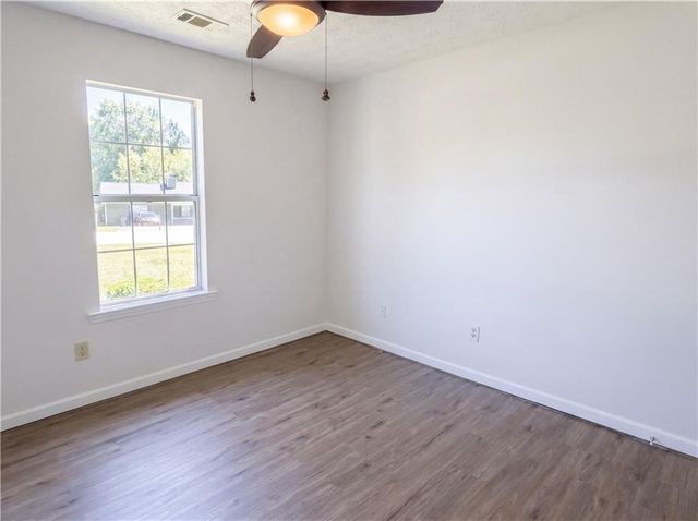 90 Rolling Ridge Drive, Covington, GA 30016