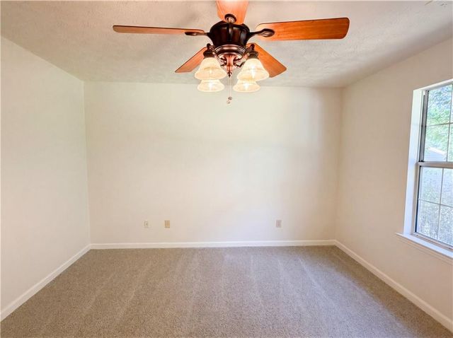 90 Rolling Ridge Drive, Covington, GA 30016