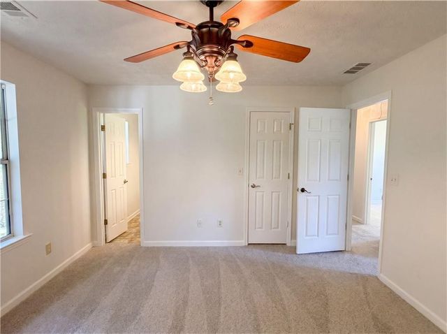 90 Rolling Ridge Drive, Covington, GA 30016