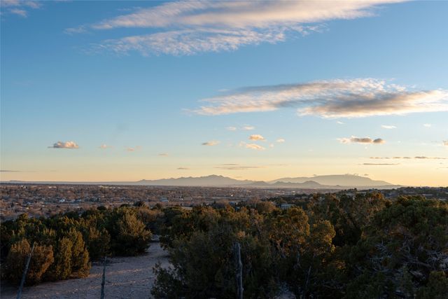 1713 Alameda C, Santa Fe, NM 87501