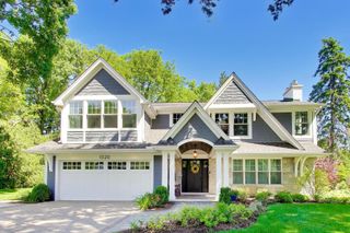 1520 W Lonnquist Boulevard, Mount Prospect, IL 60056