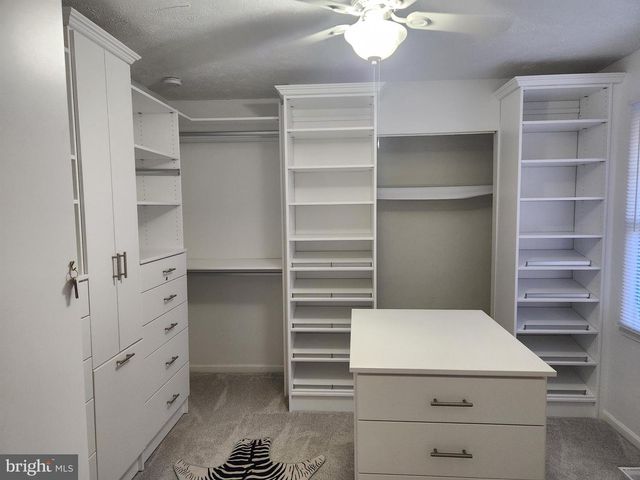 10 GREENRIDGE DR, Stafford, VA 22554