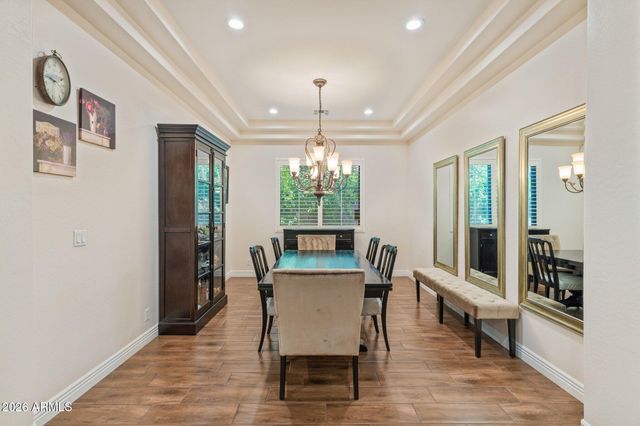 2845 E RED OAK Street, Gilbert, AZ 85297