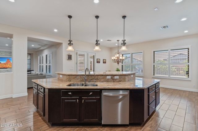 2845 E RED OAK Street, Gilbert, AZ 85297