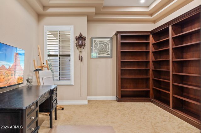 2845 E RED OAK Street, Gilbert, AZ 85297