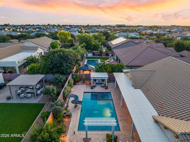 2845 E RED OAK Street, Gilbert, AZ 85297