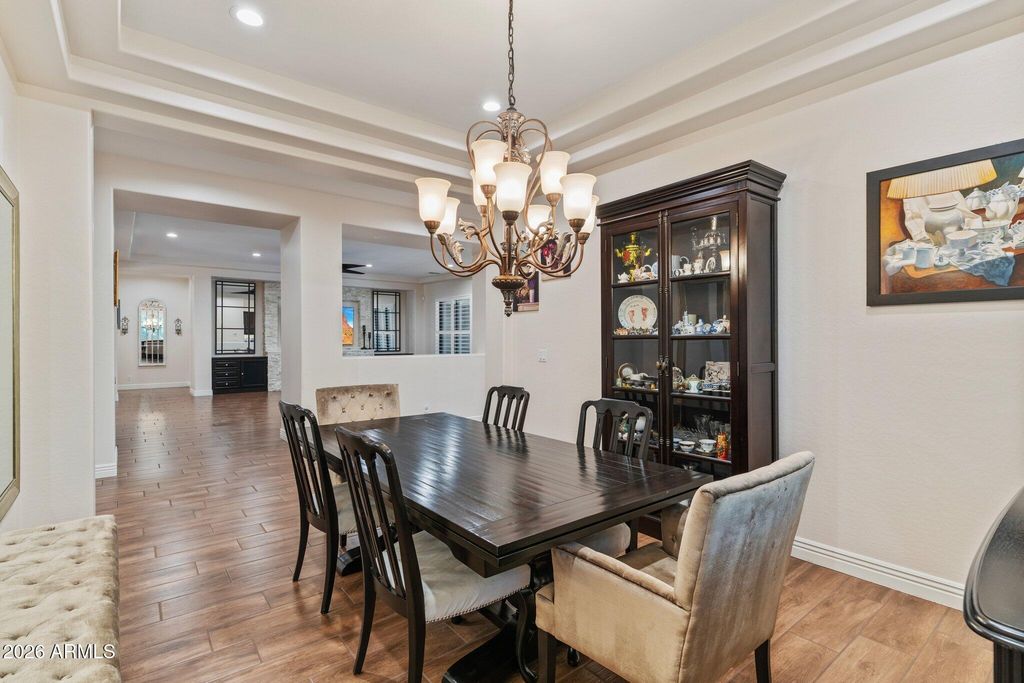 Image 11 of property listing at 2845 E RED OAK Street, Gilbert, AZ 85297