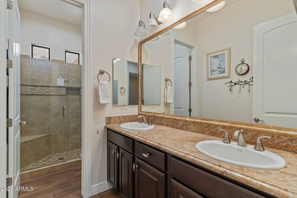 Image 25 of property listing at 2845 E RED OAK Street, Gilbert, AZ 85297